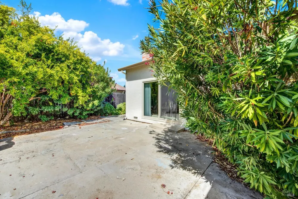 1424 Mondana Place Pittsburg, CA 94565