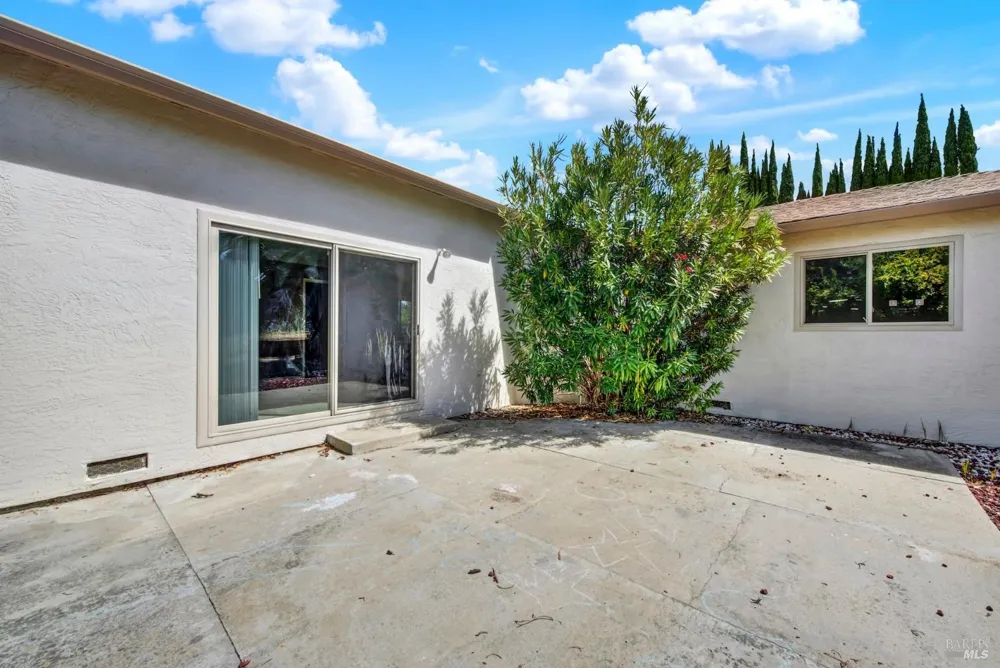 1424 Mondana Place Pittsburg, CA 94565