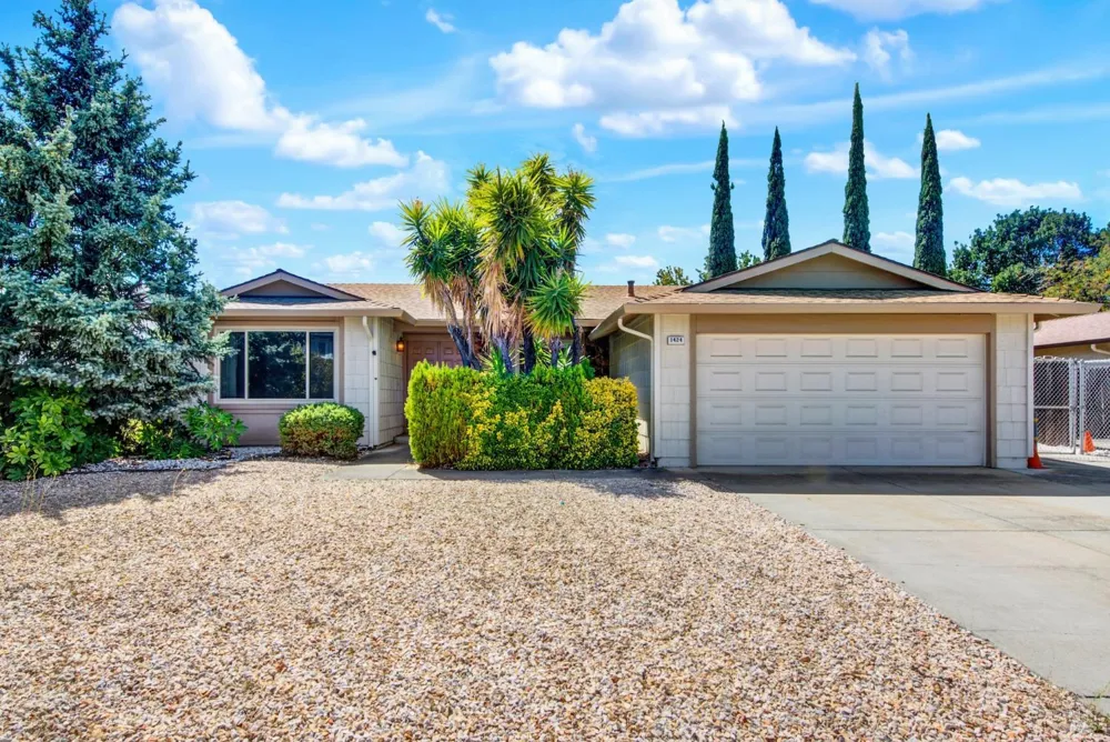 1424 Mondana Place Pittsburg, CA 94565