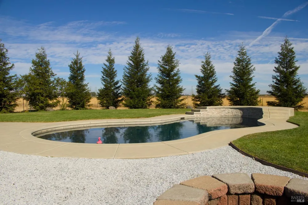 8320 Shadi Lane Winters, CA 95694