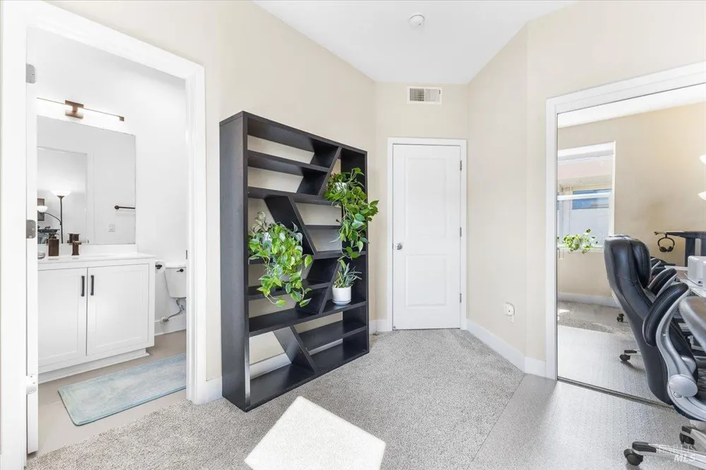 310 City Center Drive Rohnert Park, CA 94928