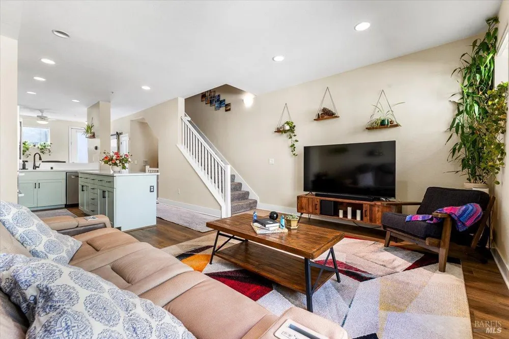 310 City Center Drive Rohnert Park, CA 94928