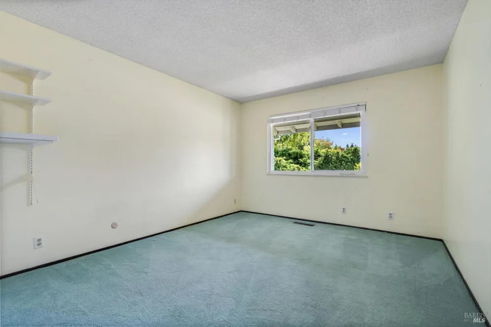 2908 Joyce Street Santa Rosa, CA 95405