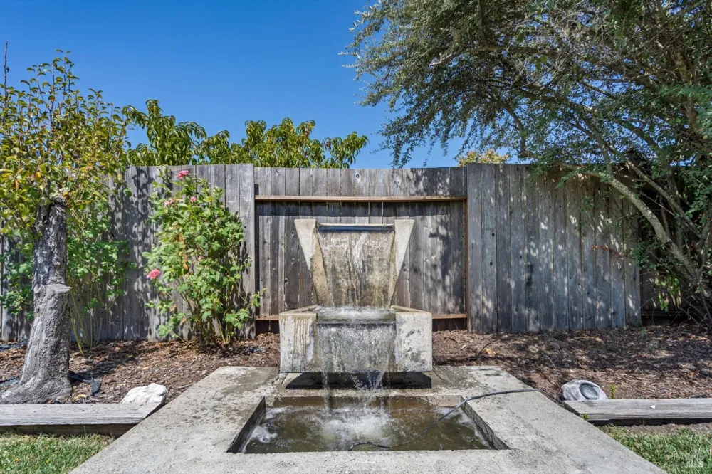 2908 Joyce Street Santa Rosa, CA 95405