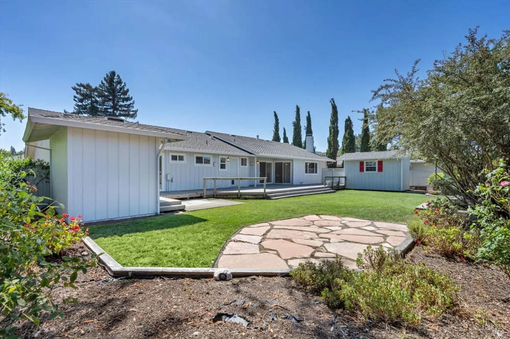 2908 Joyce Street Santa Rosa, CA 95405