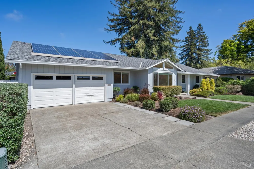 2908 Joyce Street Santa Rosa, CA 95405