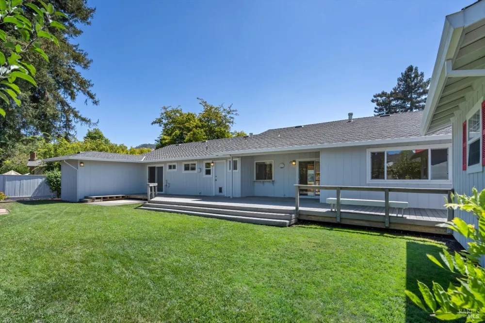 2908 Joyce Street Santa Rosa, CA 95405
