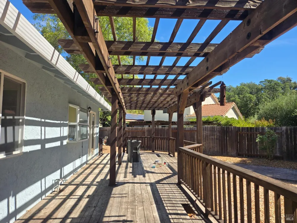 913 Granado Court Windsor, CA 95492