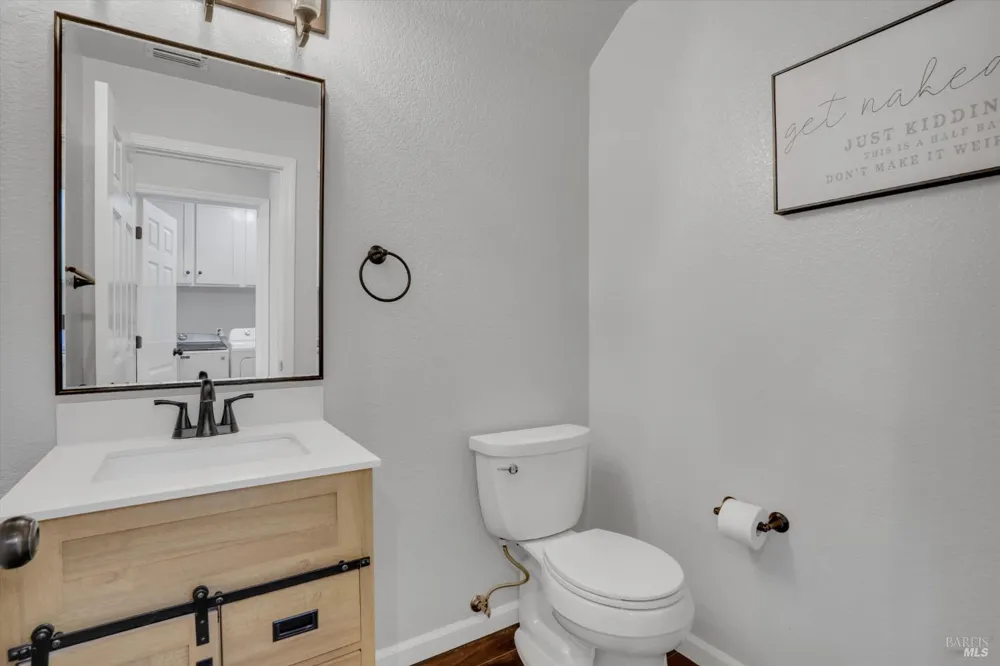 818 Summerbreeze Drive Vacaville, CA 95687