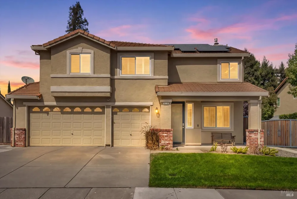 818 Summerbreeze Drive Vacaville, CA 95687
