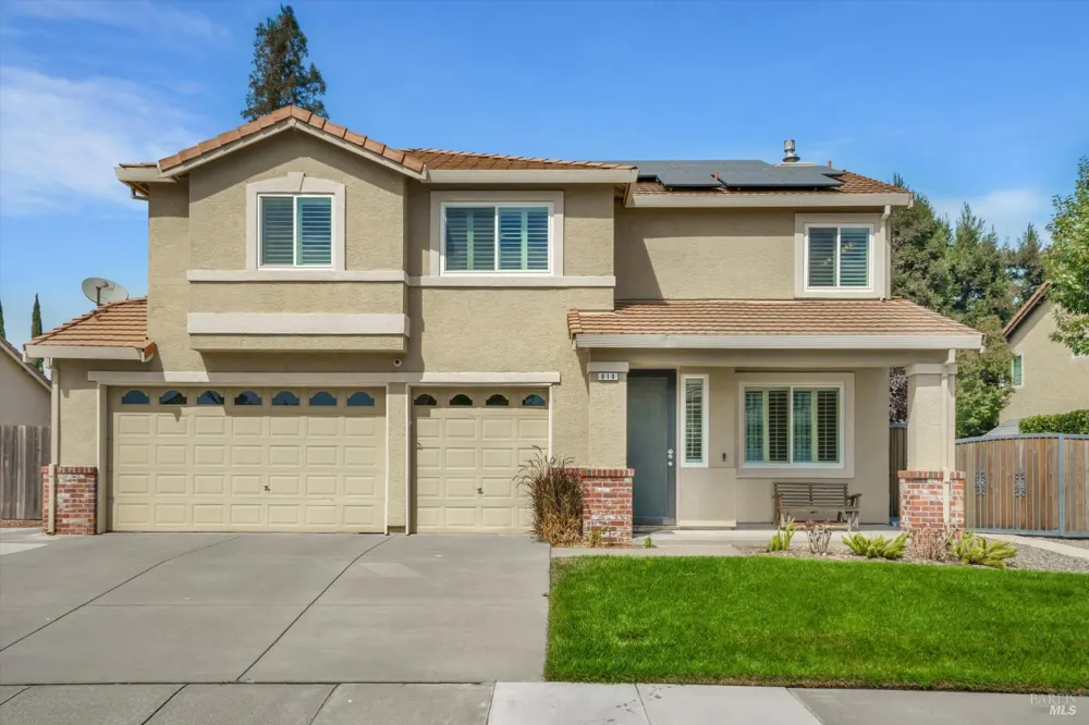 818 Summerbreeze Drive Vacaville, CA 95687