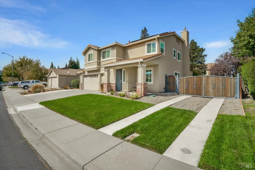 818 Summerbreeze Drive Vacaville, CA 95687