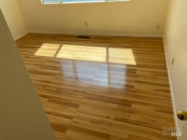 953 Mccoy Creek Circle Suisun City, CA 94585