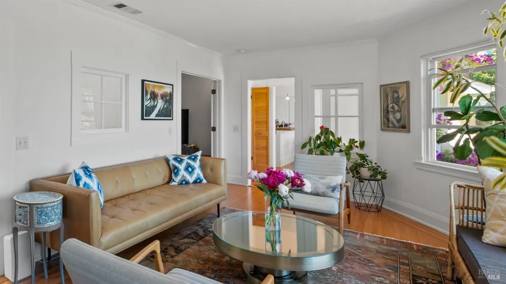 2 Lower Crescent Avenue Sausalito, CA 94965