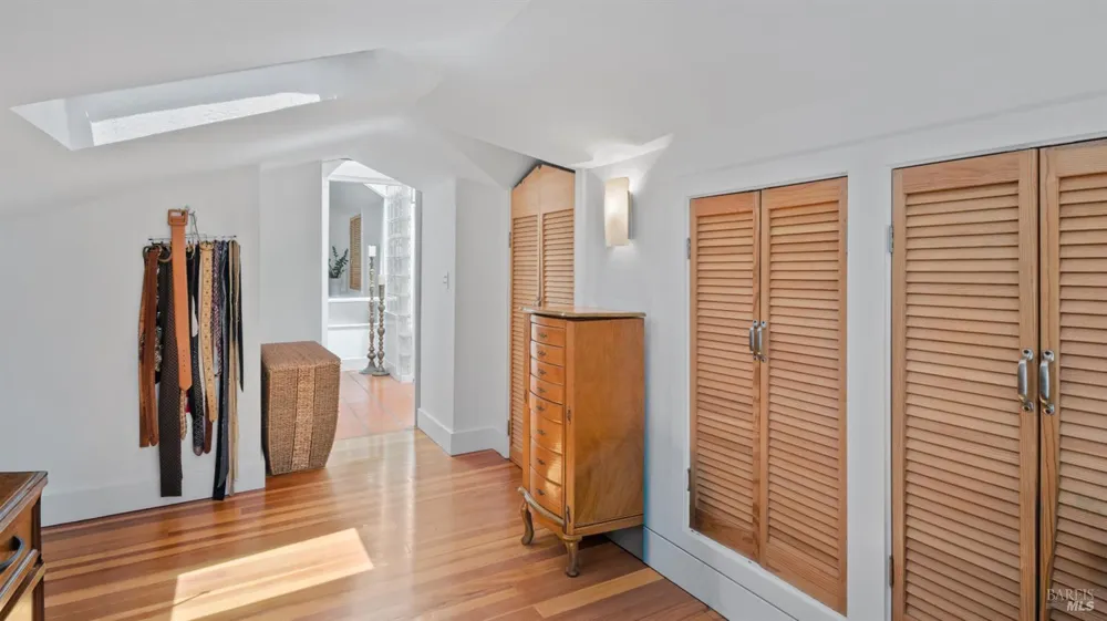 2 Lower Crescent Avenue Sausalito, CA 94965