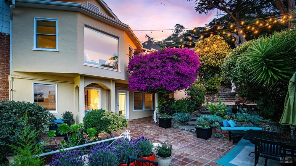 2 Lower Crescent Avenue Sausalito, CA 94965