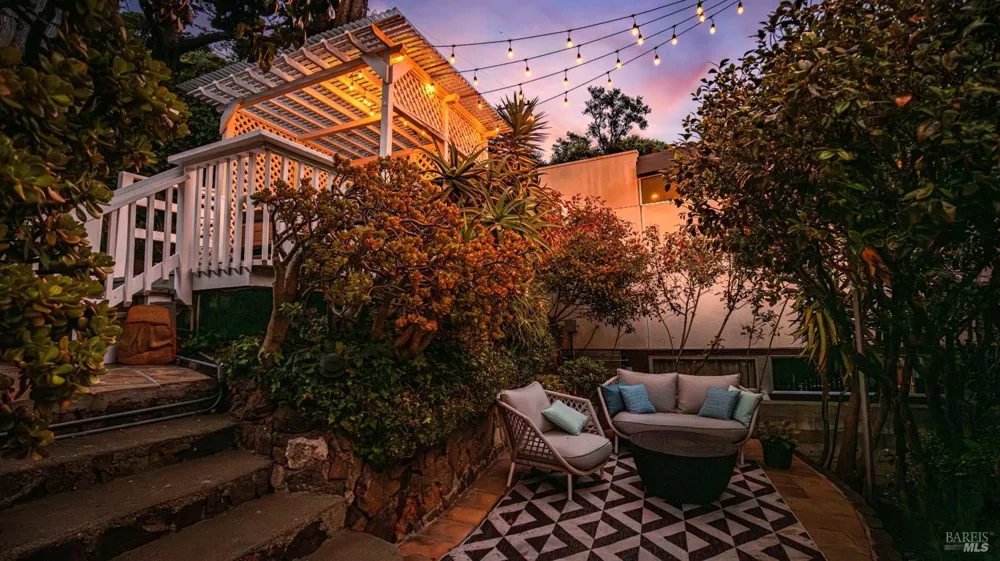 2 Lower Crescent Avenue Sausalito, CA 94965