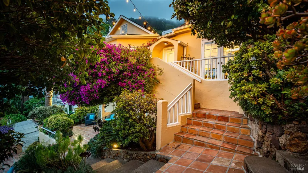 2 Lower Crescent Avenue Sausalito, CA 94965