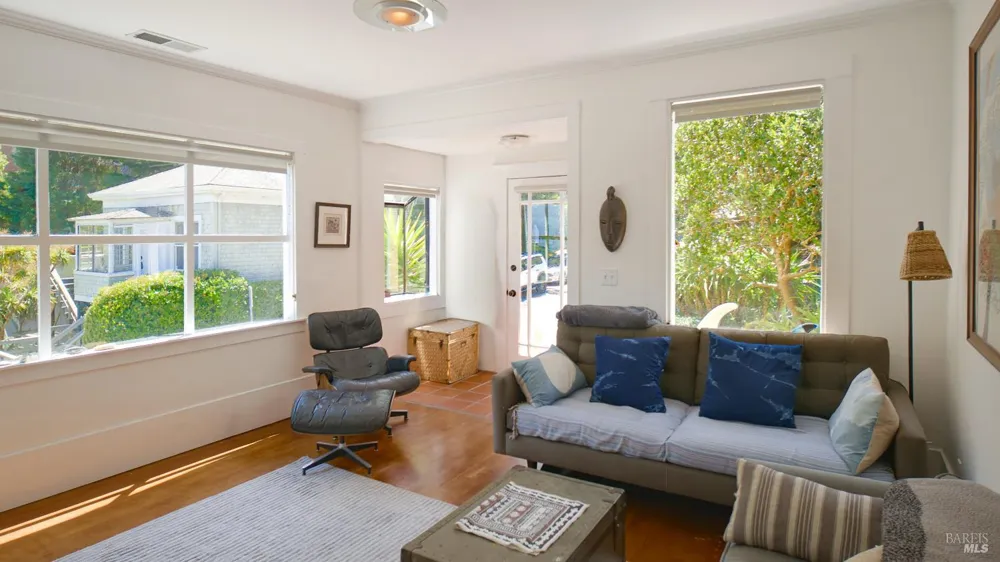 2 Lower Crescent Avenue Sausalito, CA 94965