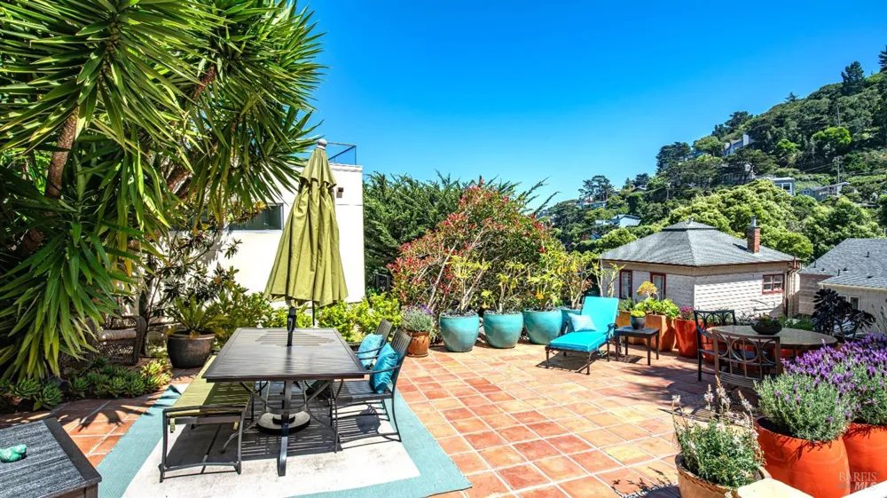 2 Lower Crescent Avenue Sausalito, CA 94965