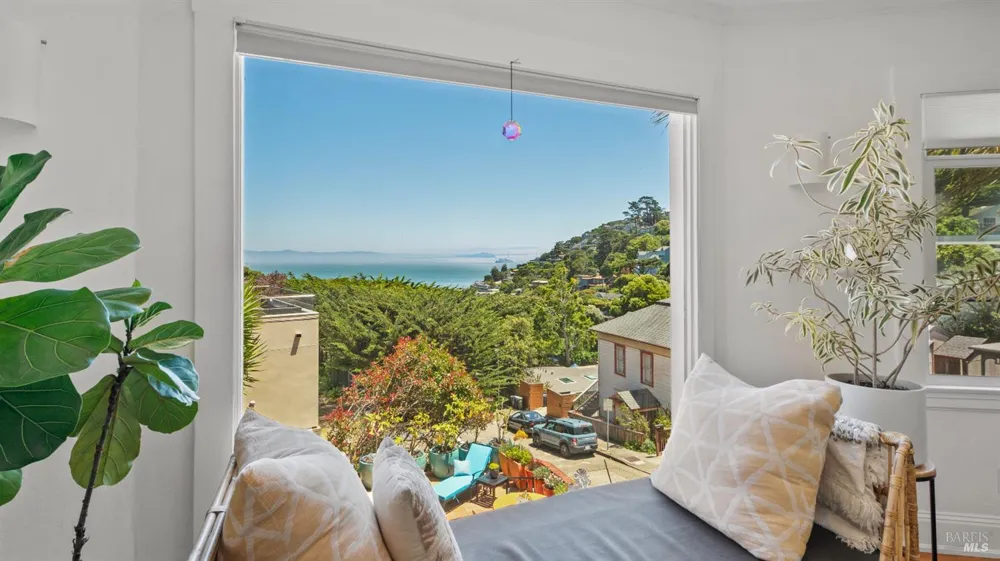 2 Lower Crescent Avenue Sausalito, CA 94965