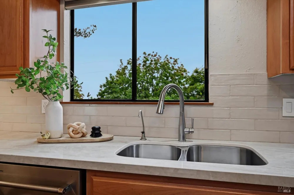 2604 Rancho Cabeza Drive Santa Rosa, CA 95404