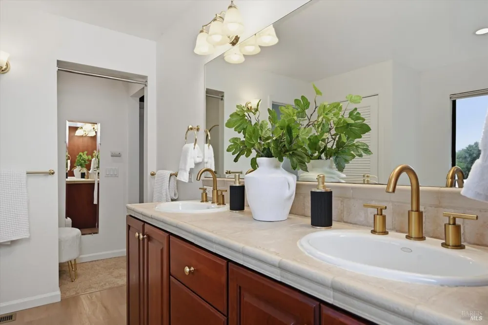 2604 Rancho Cabeza Drive Santa Rosa, CA 95404
