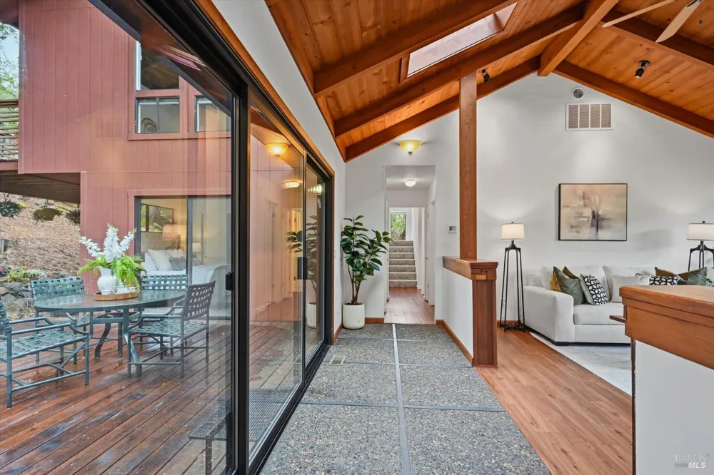 2604 Rancho Cabeza Drive Santa Rosa, CA 95404