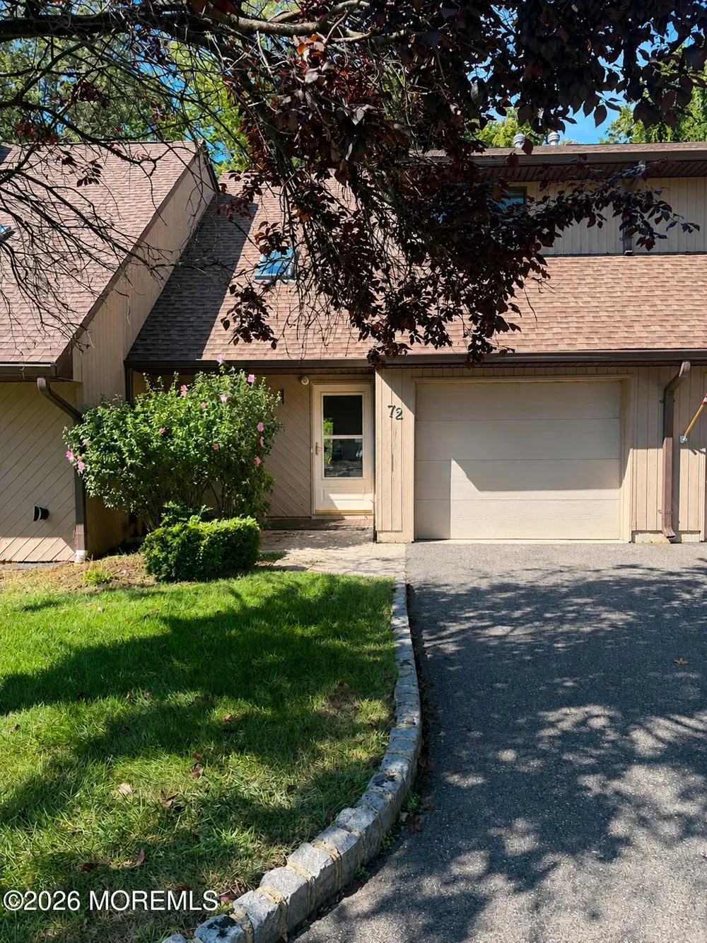 72 Lenape Trail Tinton Falls, NJ 07724