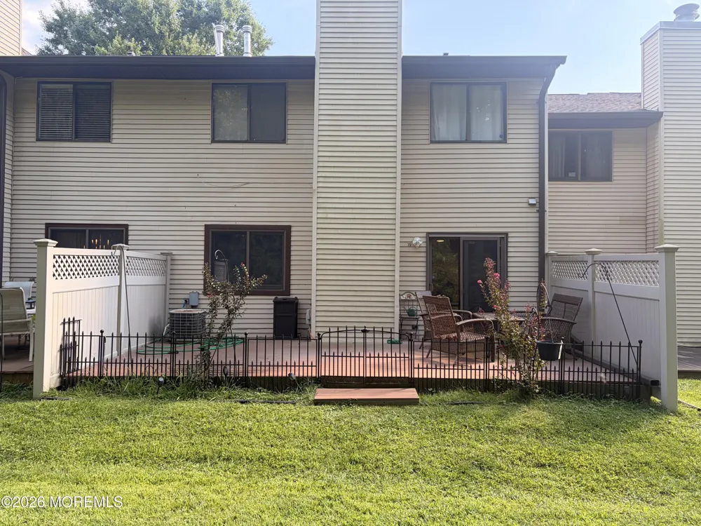 72 Lenape Trail Tinton Falls, NJ 07724
