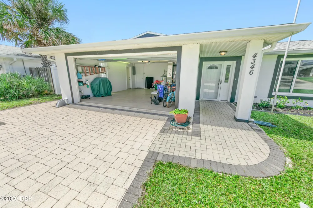 4346 Candlewood Lane Ponce Inlet, FL 32127