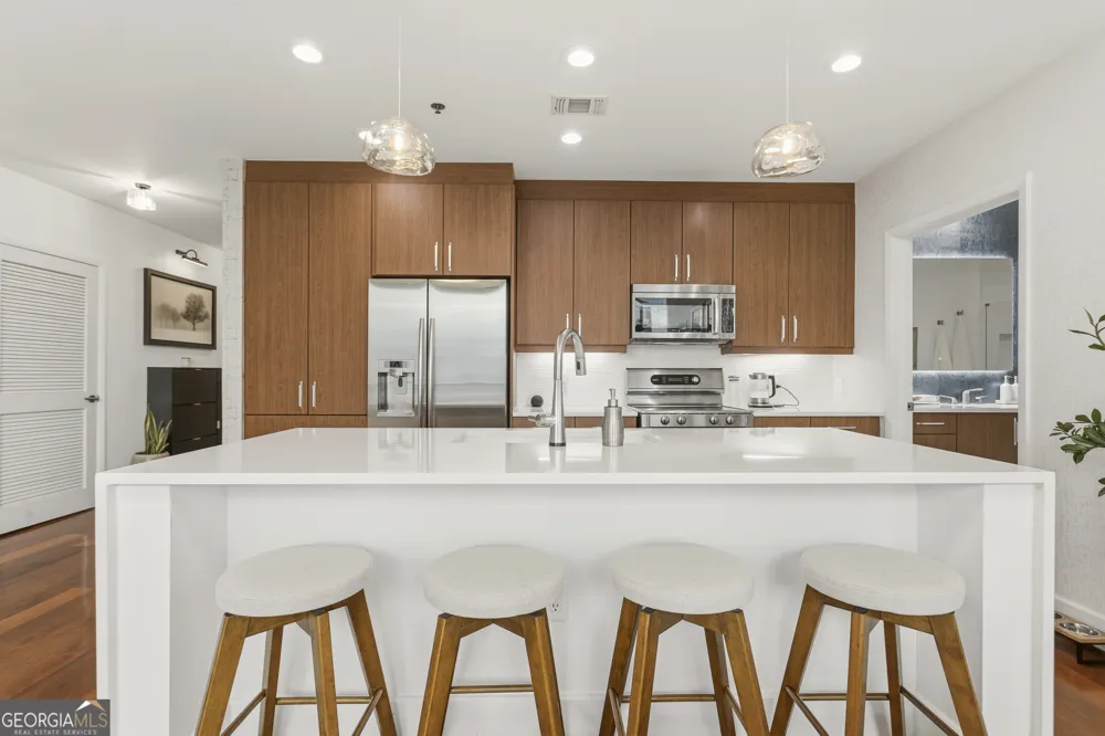 1080 Peachtree ST NE Atlanta, GA 30309