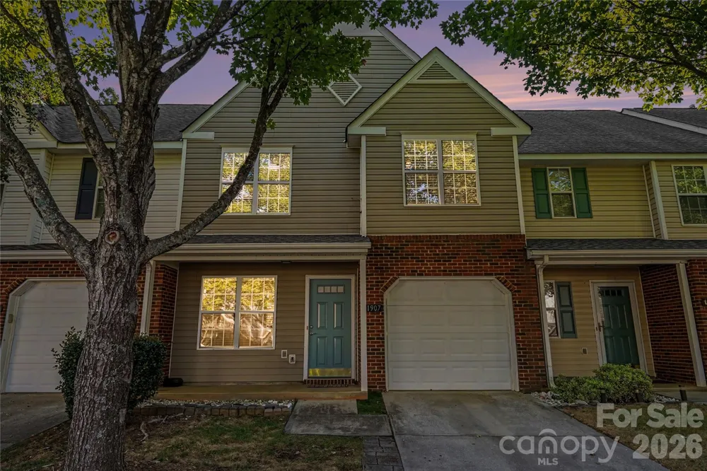 11907 Maria Ester Court Charlotte, NC 28277