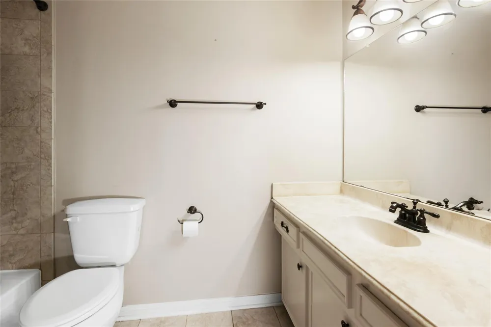 12176 Beamer Road Houston, TX 77089