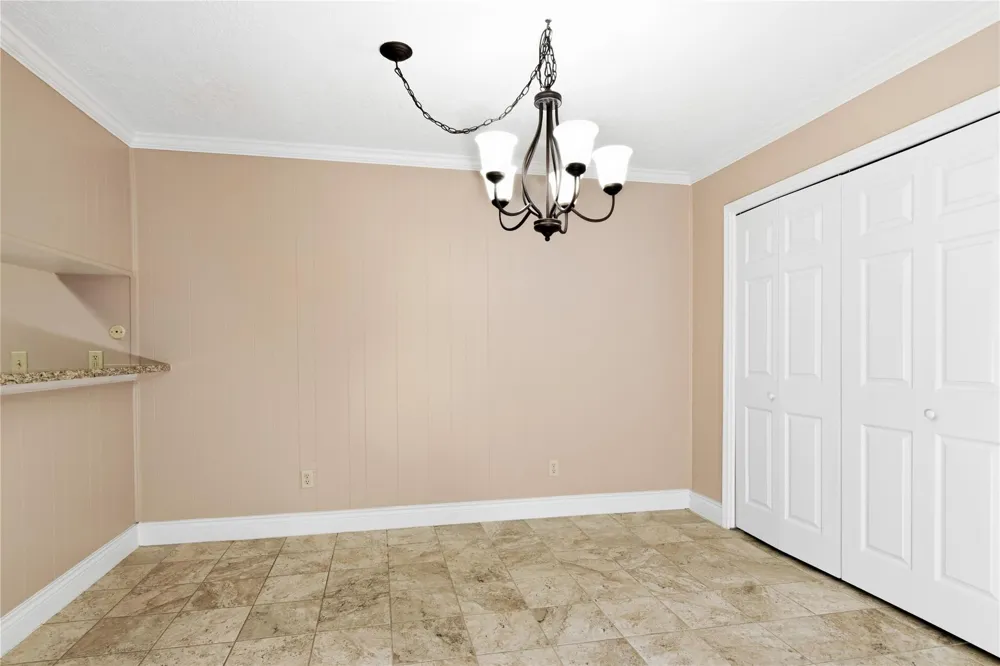 12176 Beamer Road Houston, TX 77089