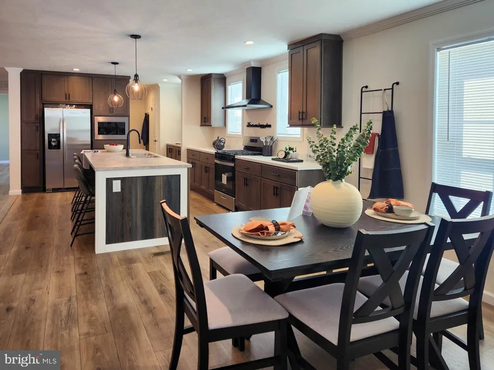 426 E MAPLE STREET Dallastown, PA 17313