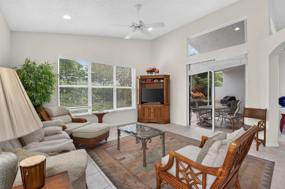 11176 Ihilani Way Boynton Beach, FL 33437