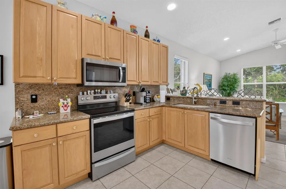 11176 Ihilani Way Boynton Beach, FL 33437