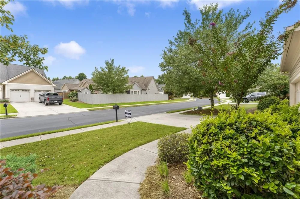 3152 Jocassee Drive Buford, GA 30519