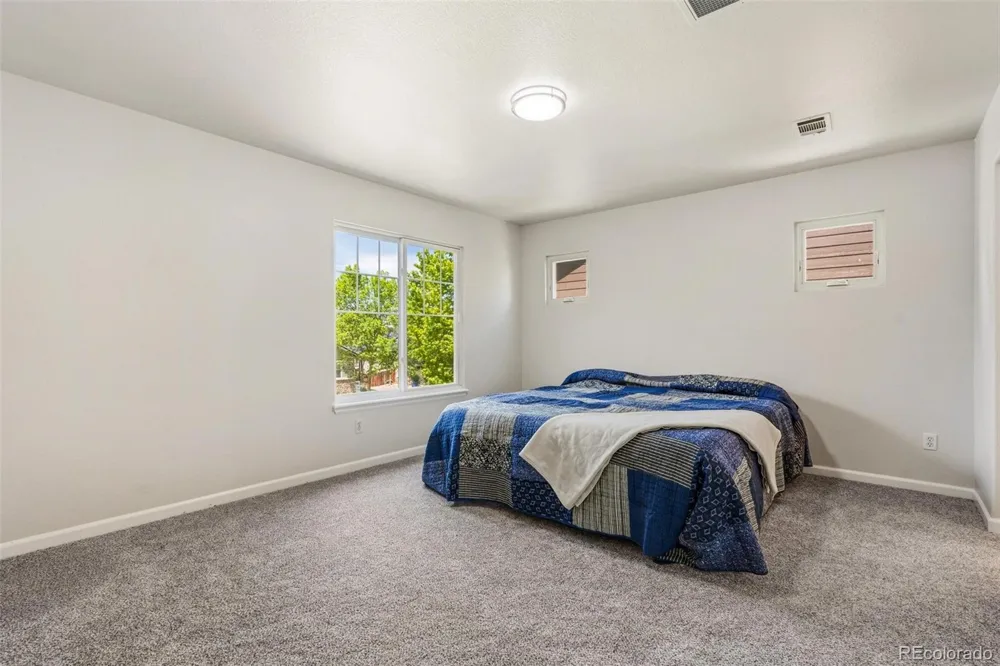 5243 Mount Arapaho Circle Longmont, CO 80504