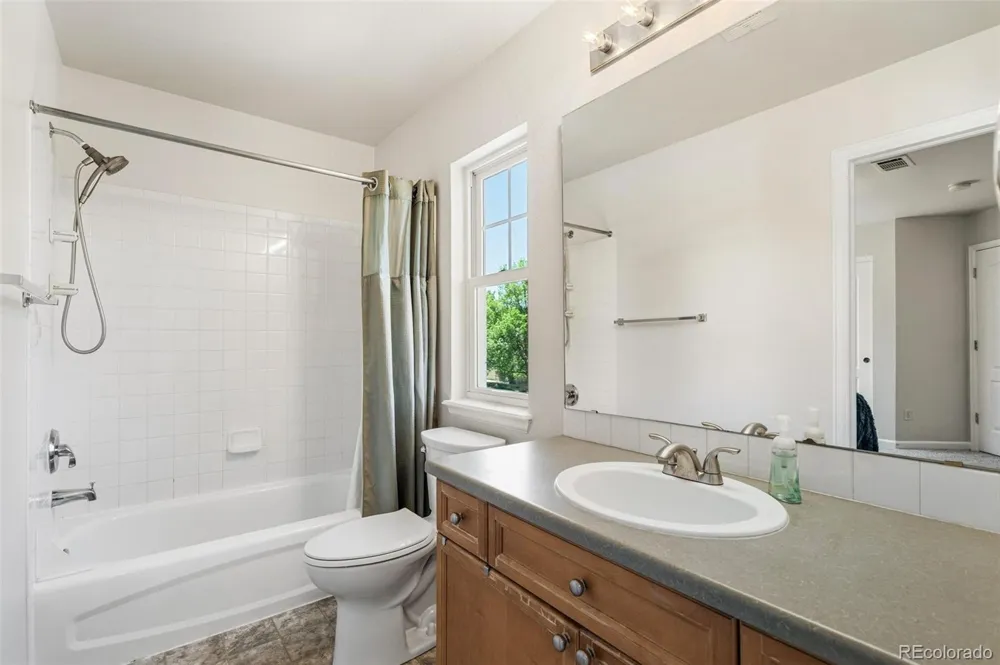5243 Mount Arapaho Circle Longmont, CO 80504