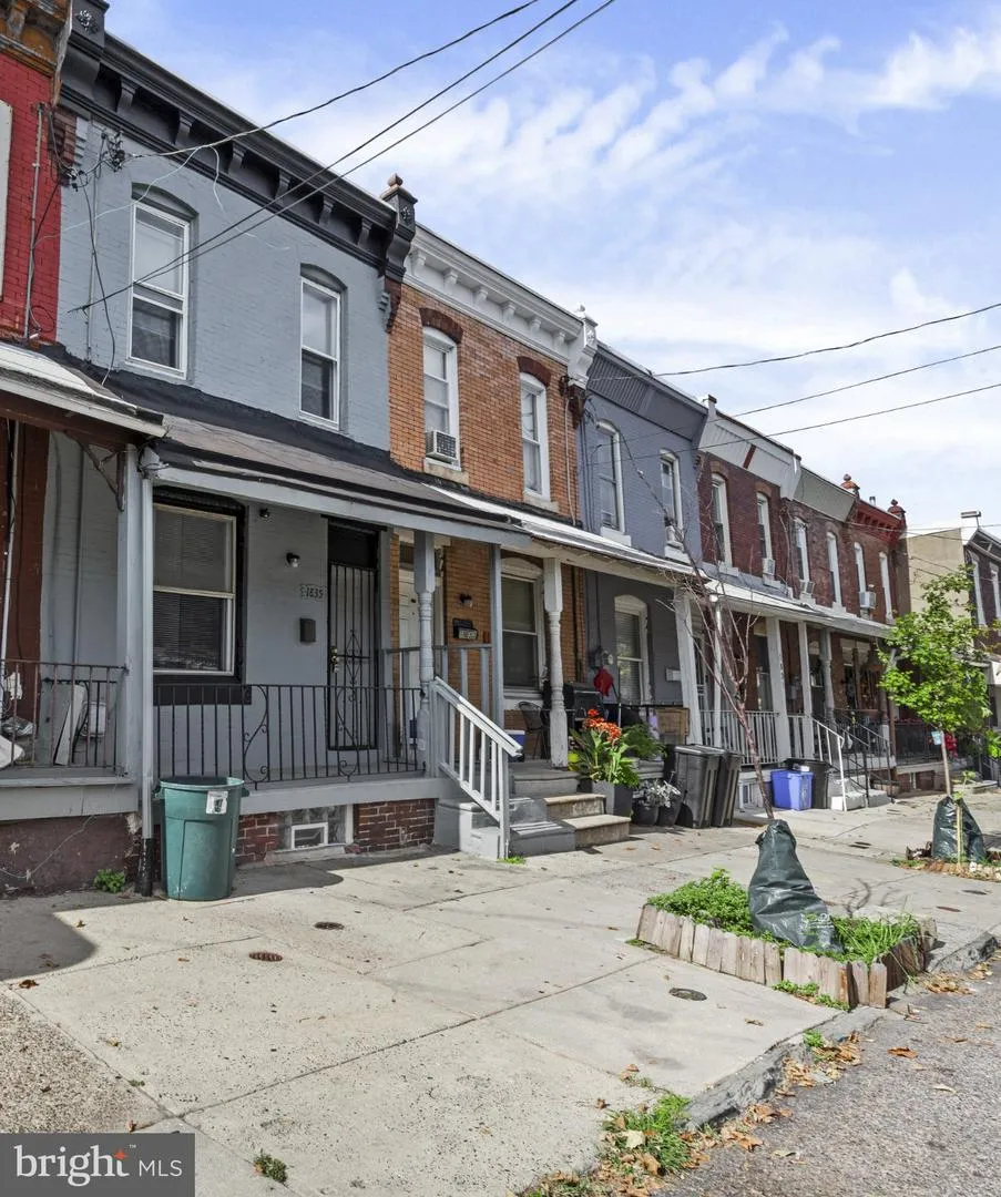 1835 W JUNIATA STREET Philadelphia, PA 19140