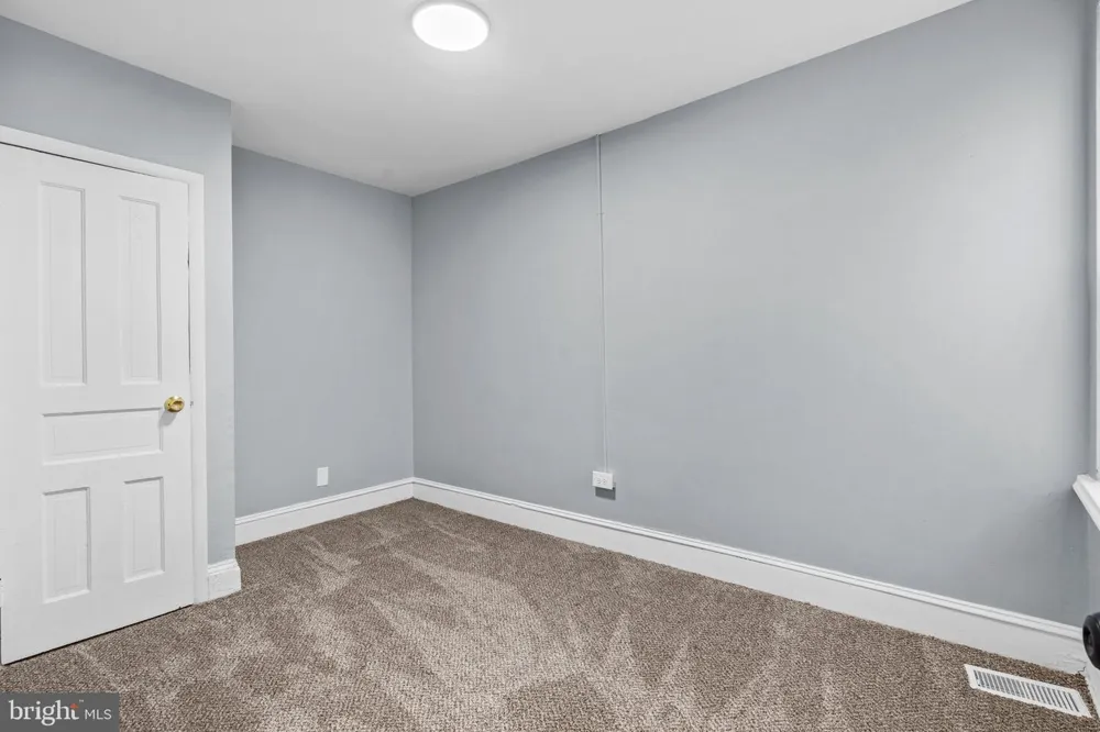 1835 W JUNIATA STREET Philadelphia, PA 19140