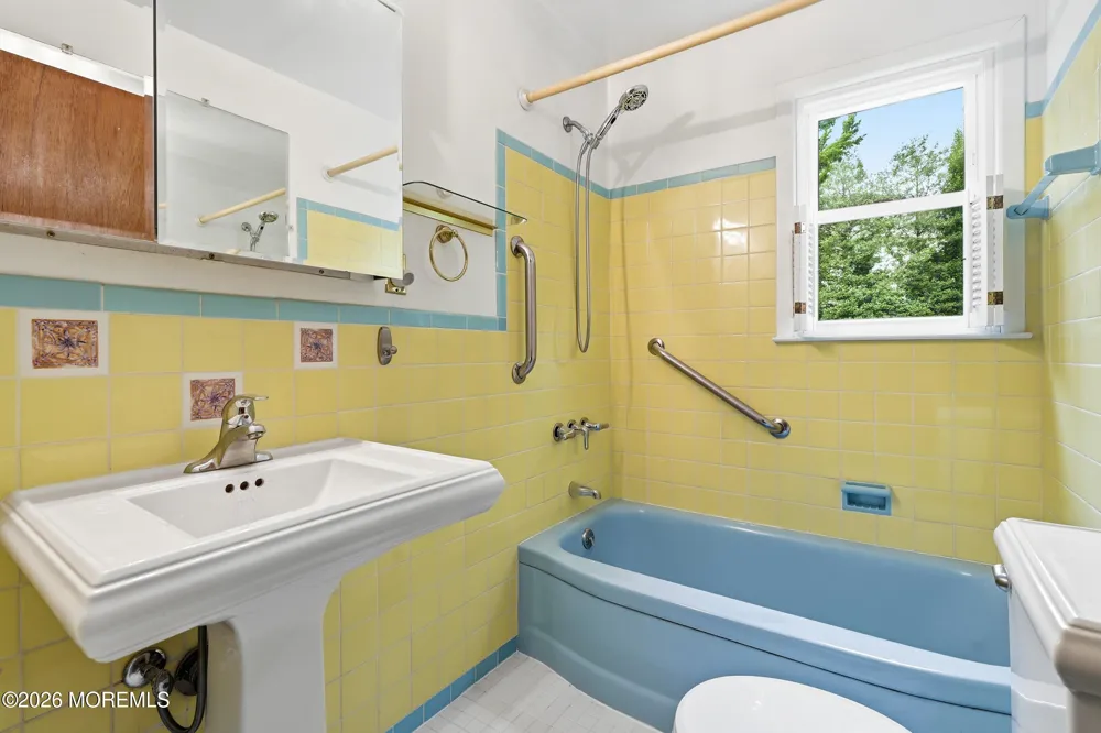 1 The Fellsway Ocean, NJ 07712
