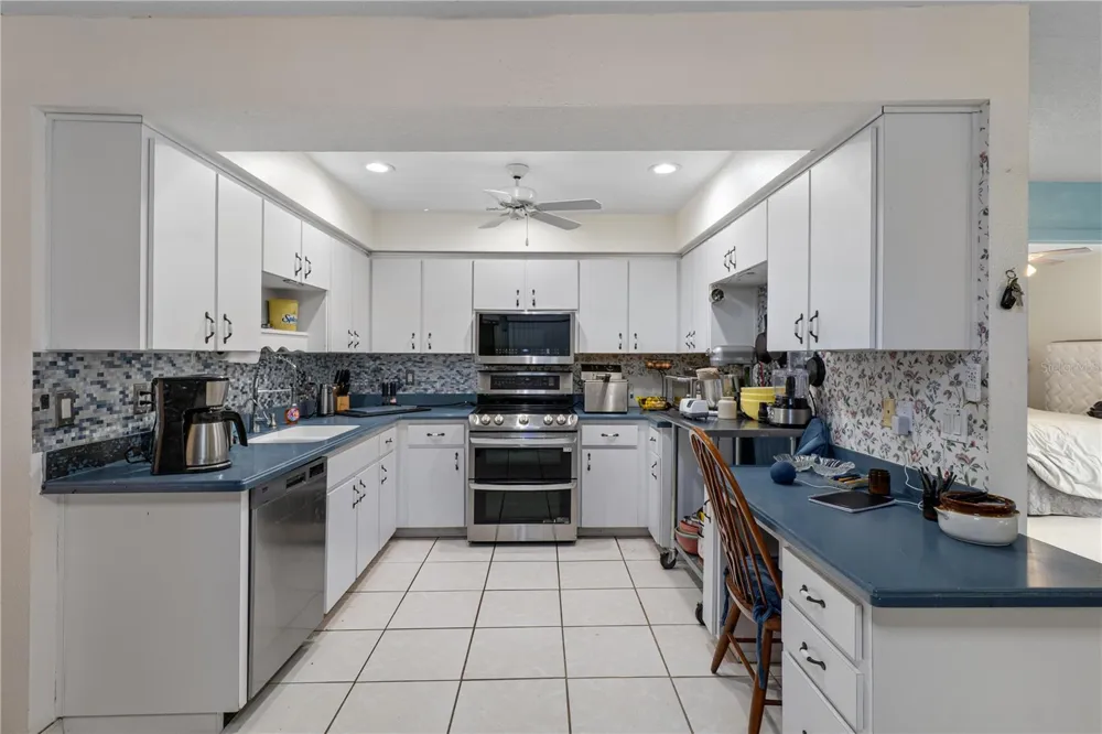 3069 ARDENWOOD DRIVE Spring Hill, FL 34609