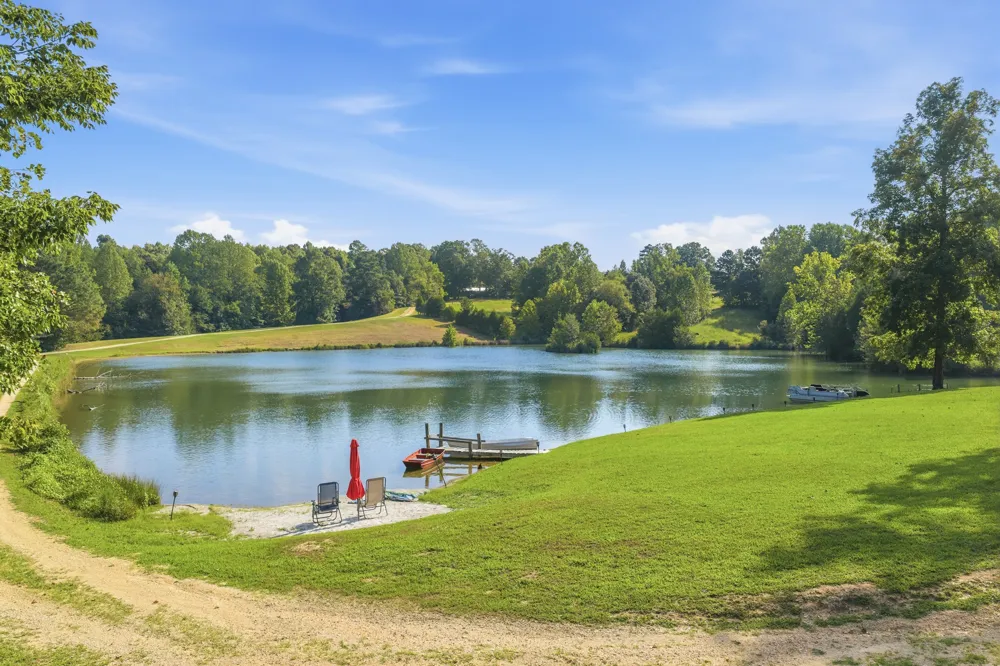 241 Peterson Loop Holladay, TN 38341