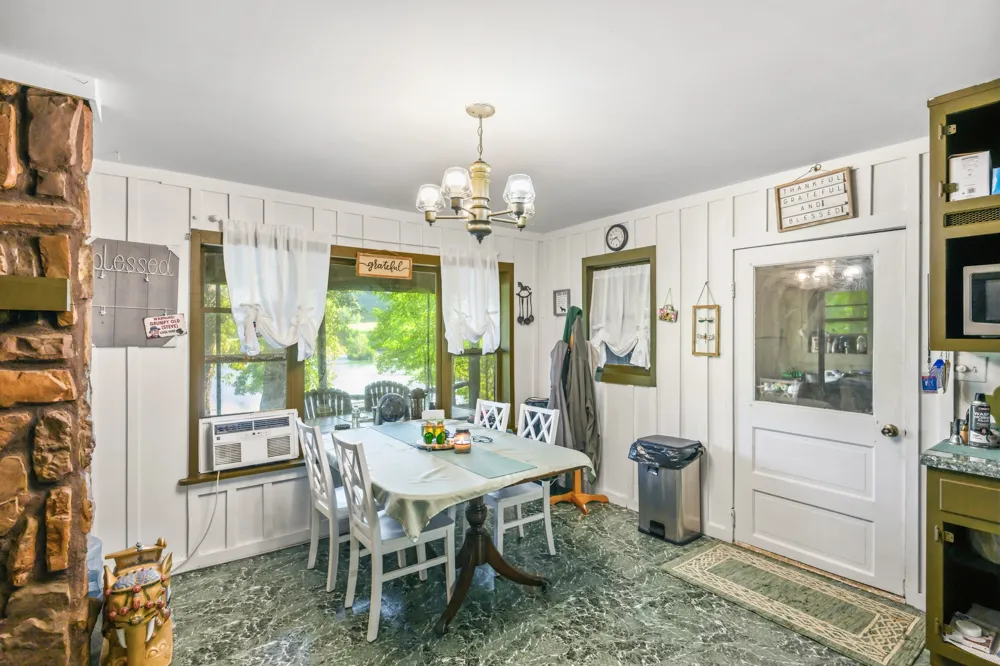 241 Peterson Loop Holladay, TN 38341
