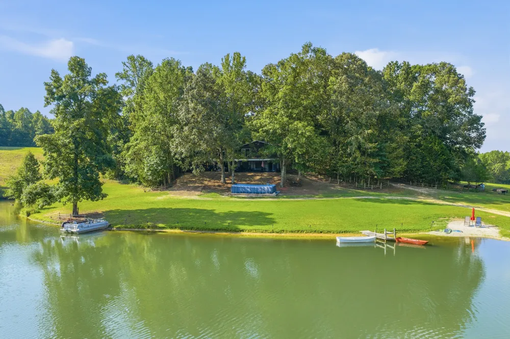 241 Peterson Loop Holladay, TN 38341
