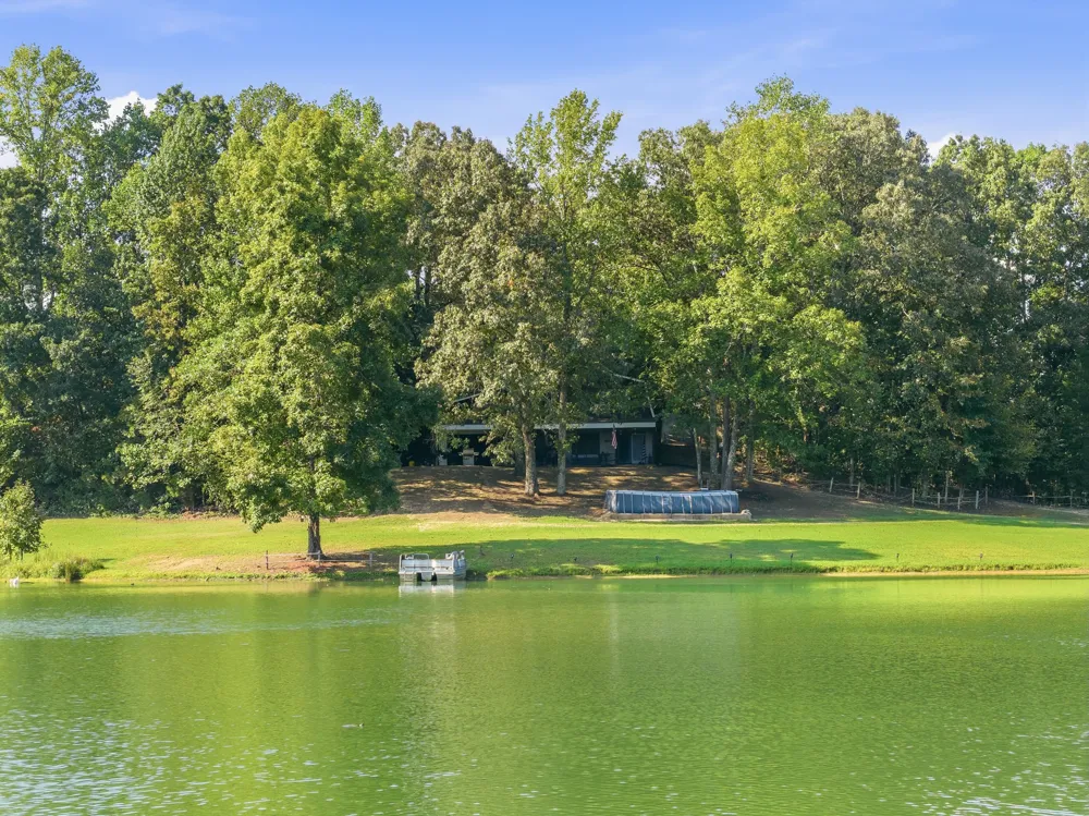 241 Peterson Loop Holladay, TN 38341