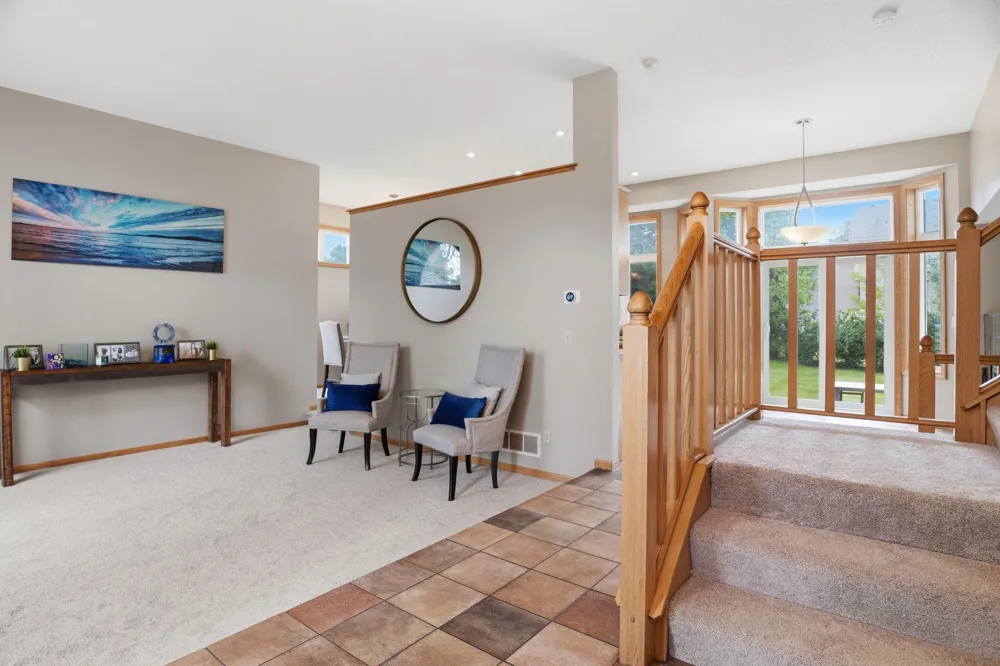 8901 Dunbar Knoll Brooklyn Park, MN 55443